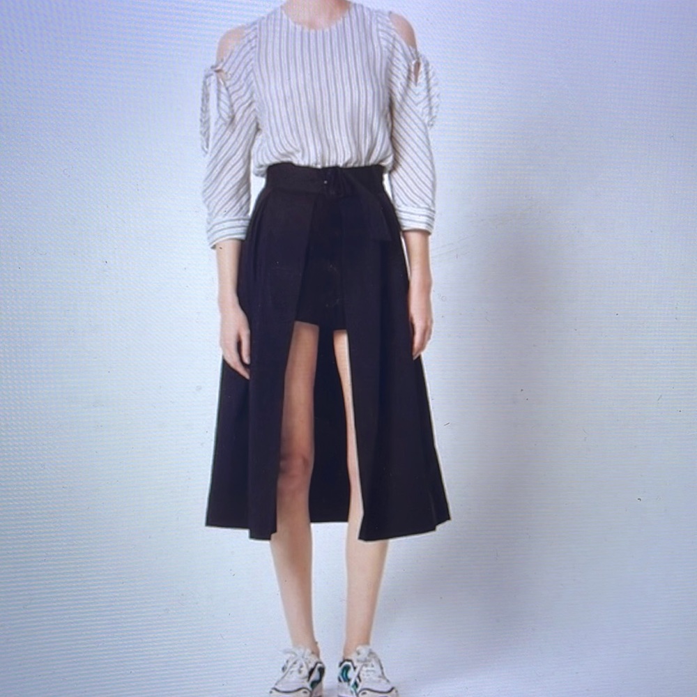 Sandro Paris Viveta Pleated Midi Skort in Black